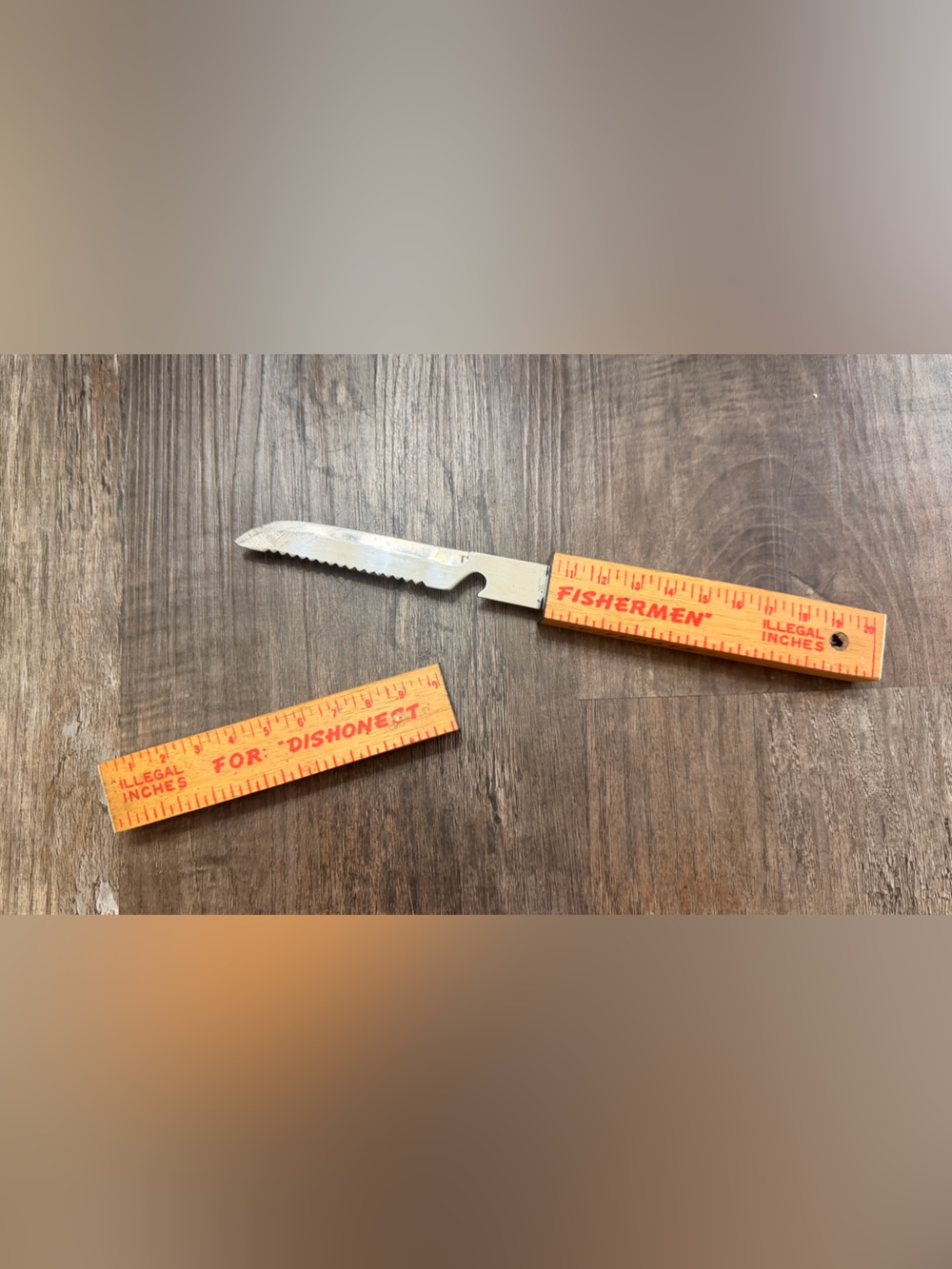Vintage Floating Fisherman Knife w/ Dishonest & Honest Ruler